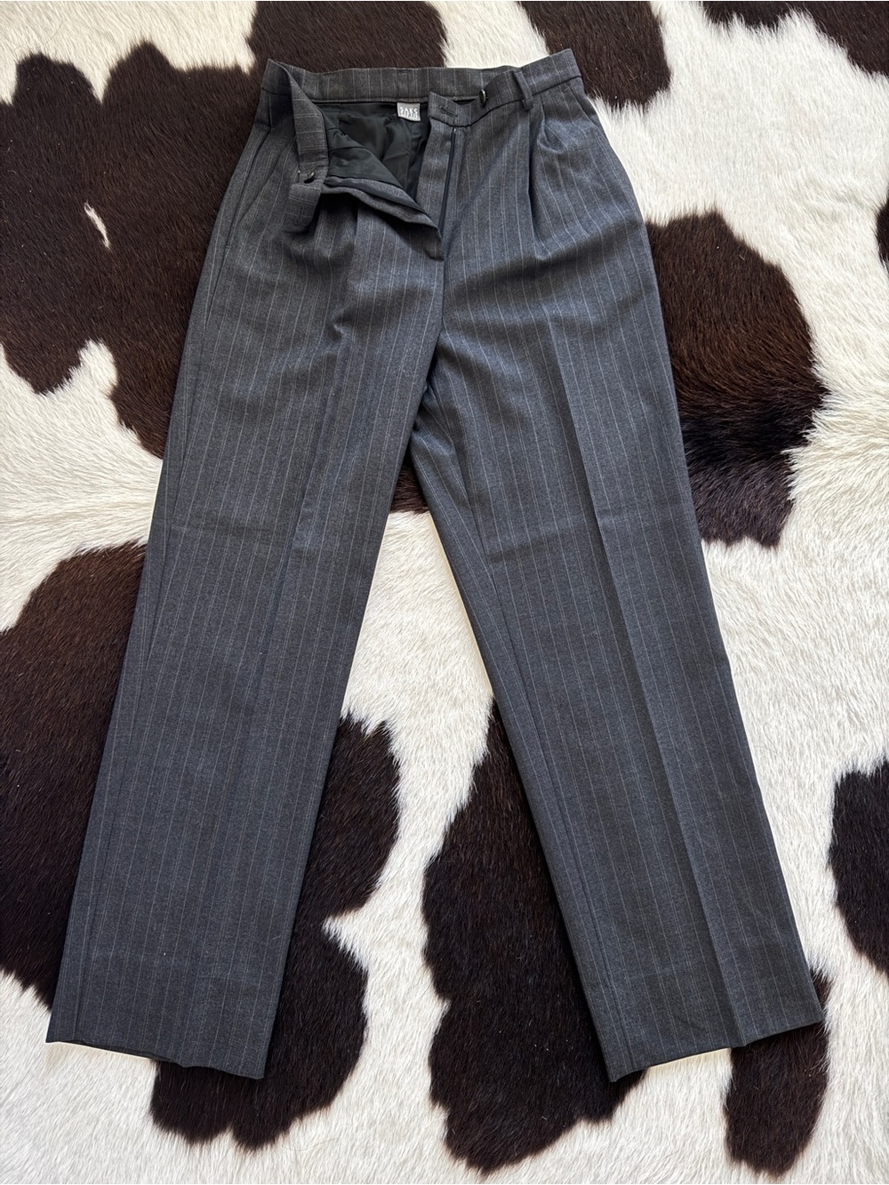 Saks Fifth Avenue 100% Wool Pinstripe Dress Pants Size 2 Made in Germany